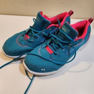 Ryka Tianna women's comfy water and oil resistanse lace up sneakers size 8.5 M